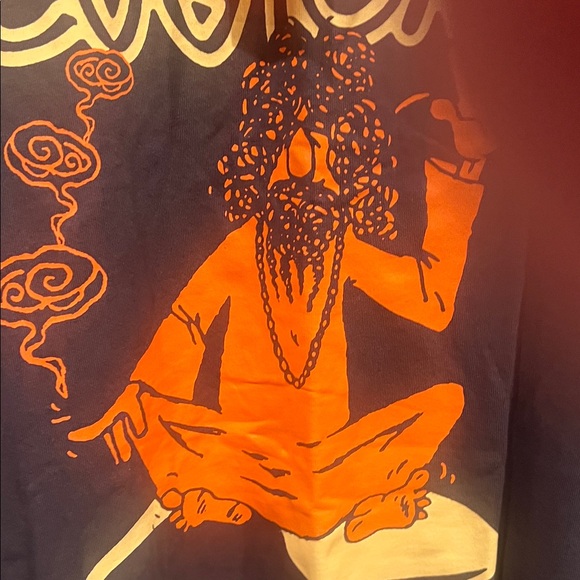 NWT- DEUS Customs Brown Graphic Tee - Picture 7 of 8